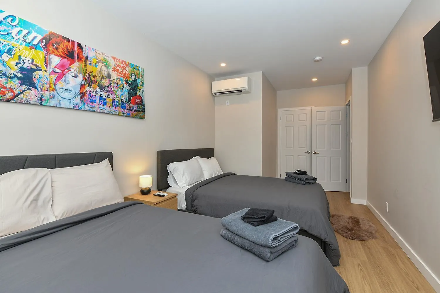 Luxury Five Br Chic Duplex In The Heart Of Soho Apartment New York